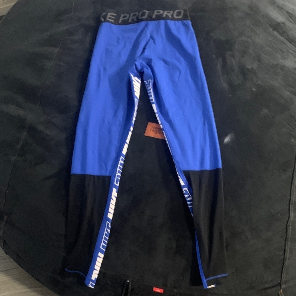 Nike Pro Blue and Black Leggings - Picture 2 of 4
